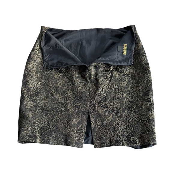Vintage Goth Georgiou Studio, size 6. Black and Gold Paisley Skirt - Picture 7 of 10